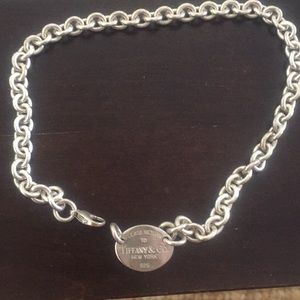 Tiffany & Co oval chain silver necklace
